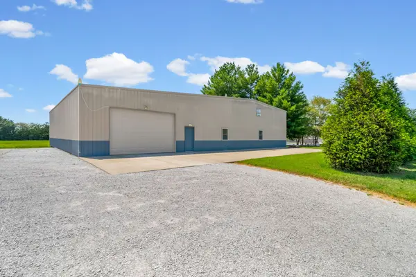 1855 Lovers Ln, Hopkinsville, KY 42240