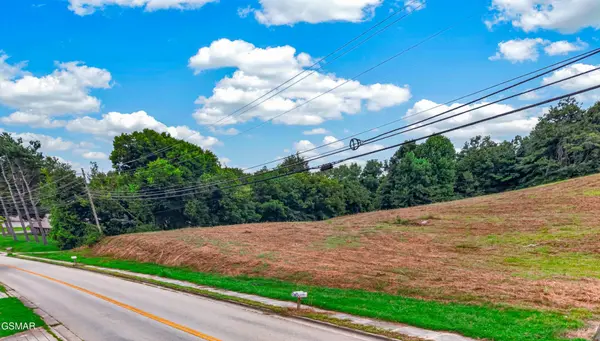 1441 Sulphur Springs Road, Morristown, TN 37813