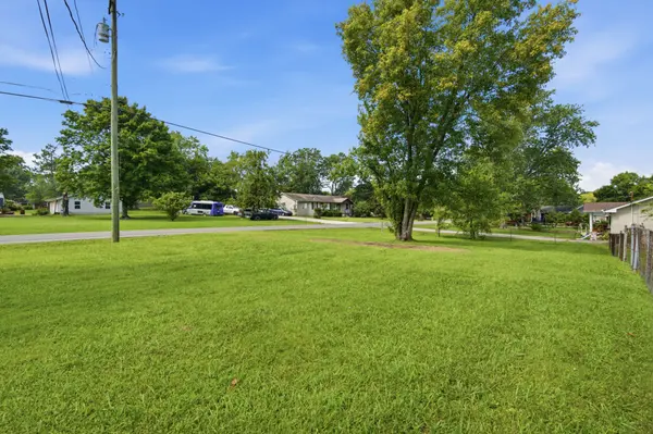 0 Tune Dr, La Vergne, TN 37086