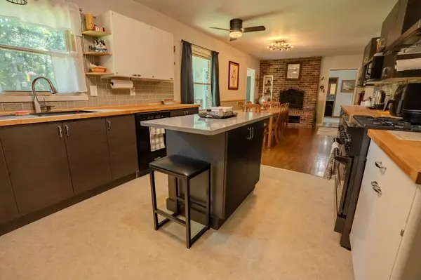 311 Gale Ln, Lawrenceburg, TN 38464