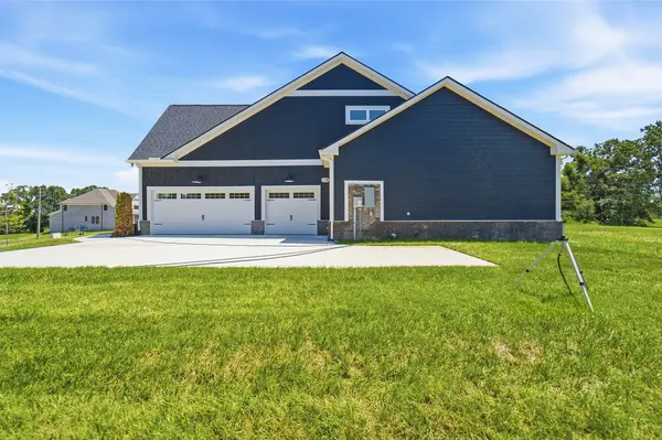 7281 Belvoir Drive, Fairview, TN 37062