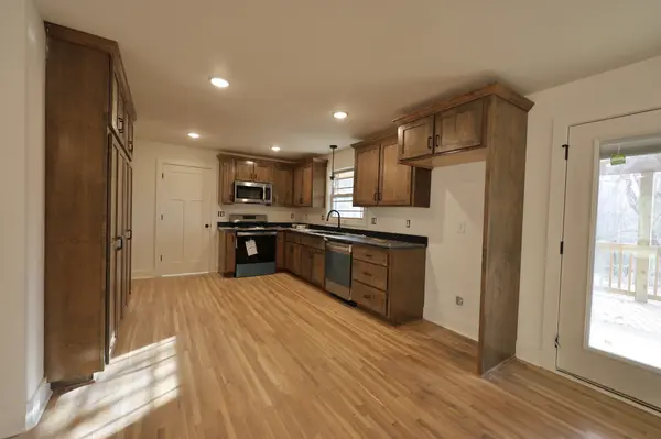 4392 Ashland City Rd, Clarksville, TN 37043