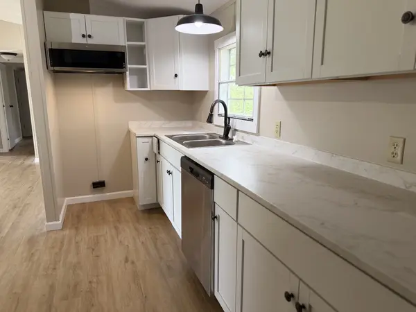 895 Harve Brown Rd, Bethpage, TN 37022