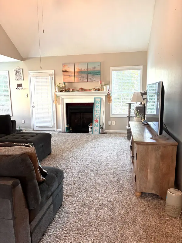 3488 Clover Hill Dr, Clarksville, TN 37043
