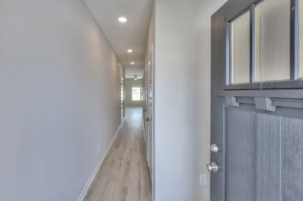 27 Hardwood Rd, Tullahoma, TN 37388