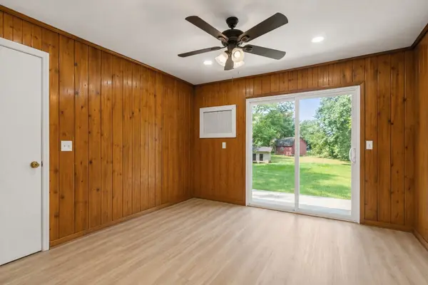 319 Holston Dr, Smyrna, TN 37167