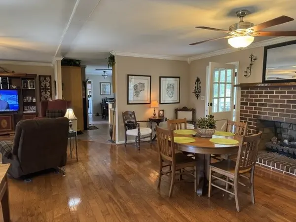 3940 Bow St #NE, Cleveland, TN 37312