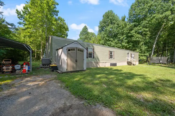 84 Laurel Ln, Bradyville, TN 37026