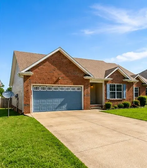 2693 Arthurs Ct, Clarksville, TN 37040