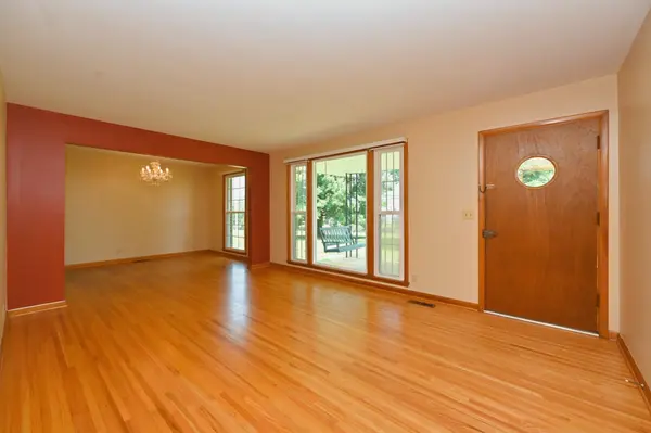 101 La Sabre Dr, Hendersonville, TN 37075