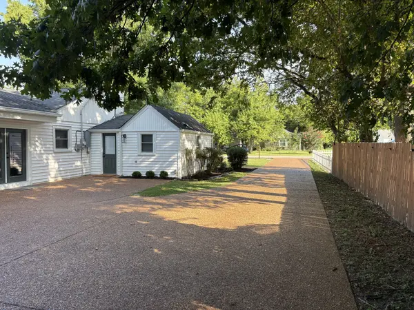 506 W Sunset Dr, Lebanon, TN 37087