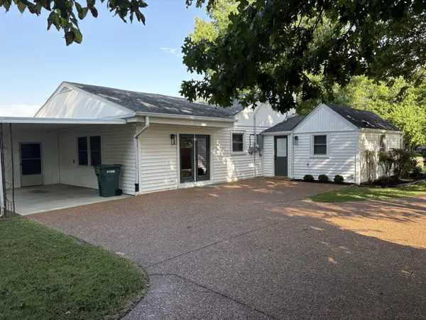 506 W Sunset Dr, Lebanon, TN 37087
