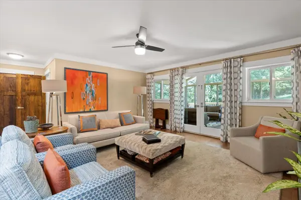 1910 Mcdade Lane, Chattanooga, TN 37405