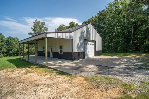 620 Kimmins St, Hohenwald, TN 38462