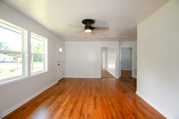 220 Austin Ave, Shelbyville, TN 37160