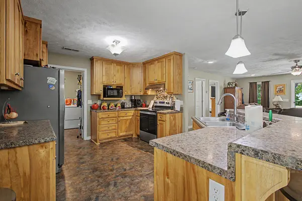 7719 Elkton Pike, Prospect, TN 38477