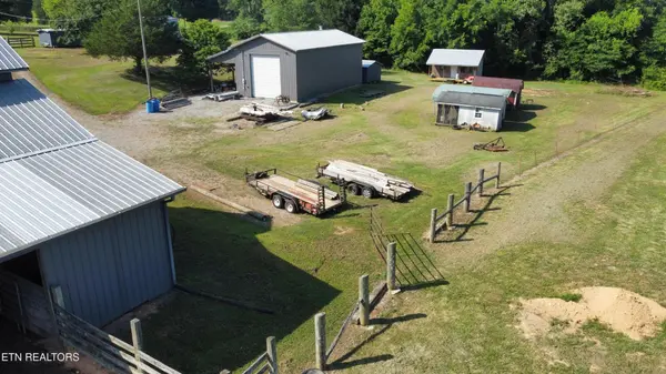 2738 Highway 39w, Athens, TN 37303