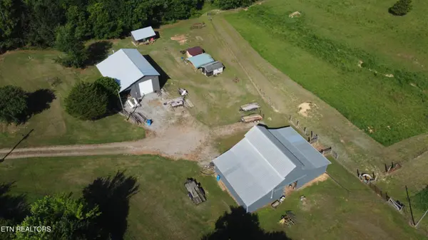 2738 Highway 39w, Athens, TN 37303