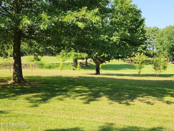 2738 Highway 39w, Athens, TN 37303