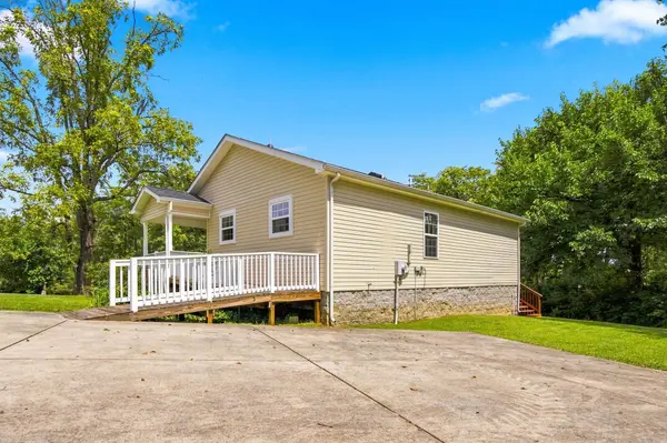 150 Higdon Ln, Monterey, TN 38574