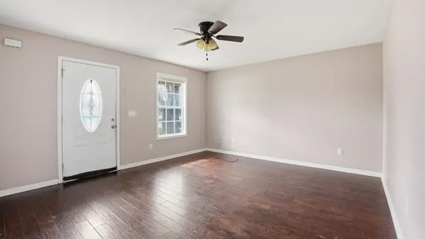 210 White Oak St, Tullahoma, TN 37388