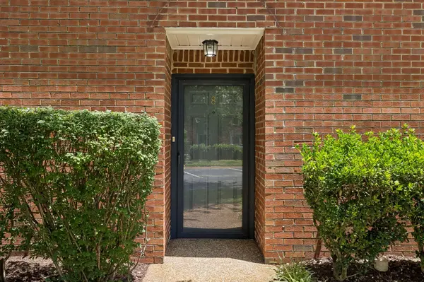 1129 W Main St #8, Franklin, TN 37064