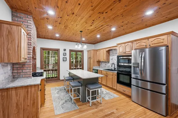 452 Cumberland Cove Rd, Monterey, TN 38574