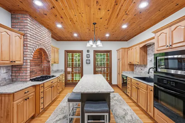 452 Cumberland Cove Rd, Monterey, TN 38574