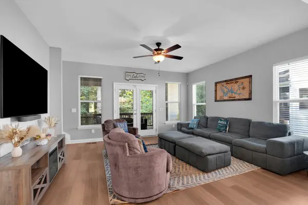 545 Evans Dr, Tullahoma, TN 37388