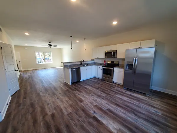 449 Oak St #A, Clarksville, TN 37042