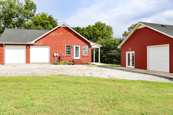 4693 Shelbyville Rd, Mcminnville, TN 37110