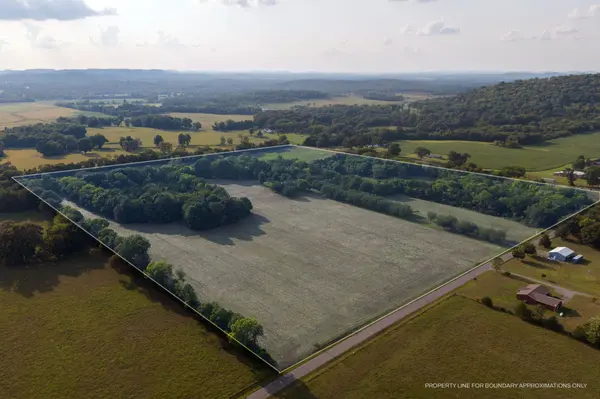 975 Haunt Hollow Rd, Unionville, TN 37180