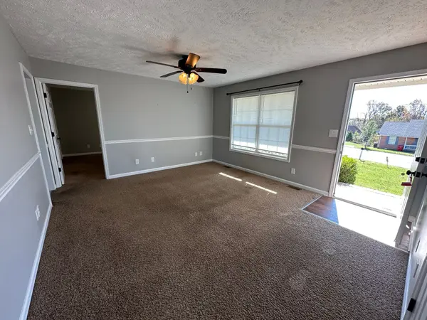 1009 Bobcat Dr, Clarksville, TN 37042