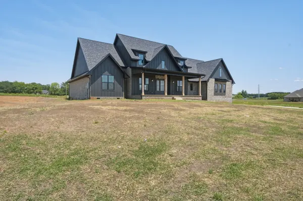 5022 Royal View Way, Clarksville, TN 37040