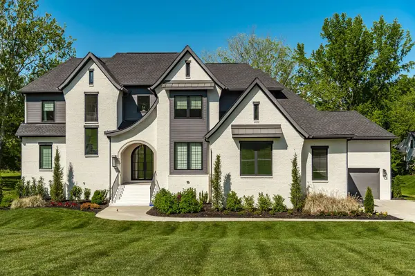 1305 Twin Springs Dr, Brentwood, TN 37027