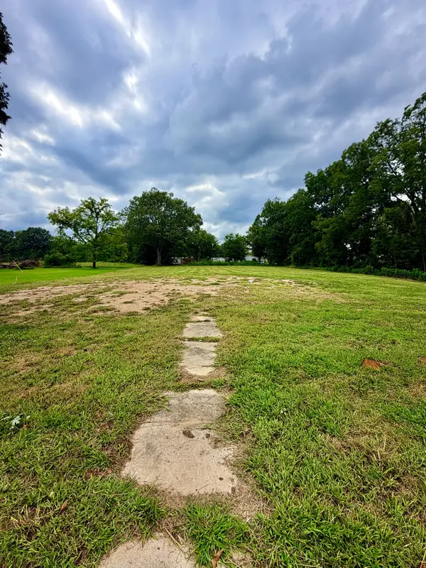 9805 Highway 641 #N, Puryear, TN 38251