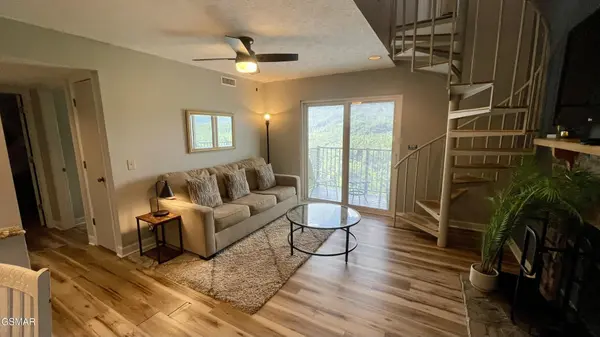 3710 Weber Road #305-C, Gatlinburg, TN 37738