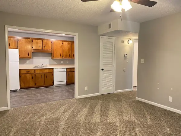 423 Alma Ln #F, Clarksville, TN 37043