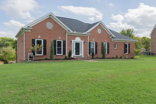 654 Potomac Dr, Clarksville, TN 37043