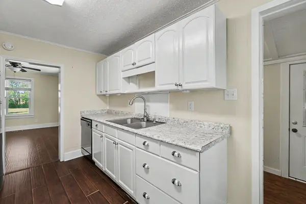 1756 Long Hollow Pike, Gallatin, TN 37066