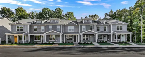147 Quarry Point Dr, Clarksville, TN 37043