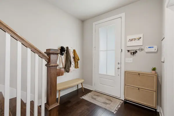 737 Cottage Park Dr, Nashville, TN 37207