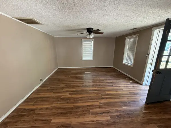 312 Gentry St, Tullahoma, TN 37388
