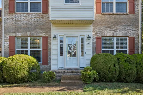 103 Overbrook Ct, Columbia, TN 38401