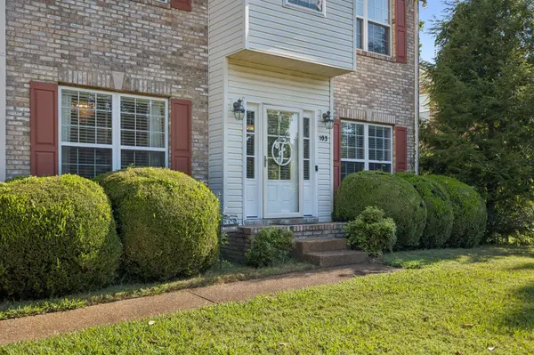 103 Overbrook Ct, Columbia, TN 38401