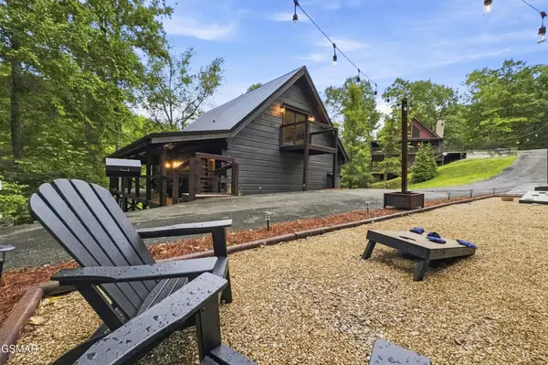 120 Daryl Way, Sevierville, TN 37876