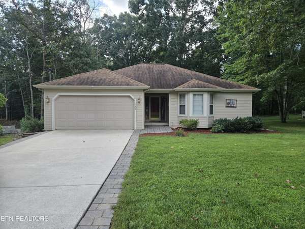 144 Pomeroy Drive, Crossville, TN 38558
