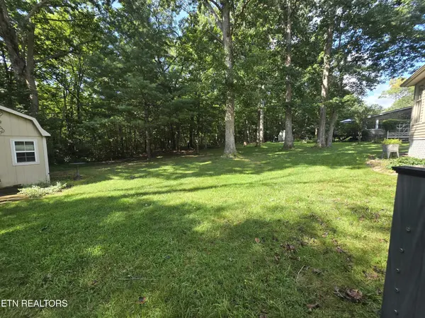 144 Pomeroy Drive, Crossville, TN 38558