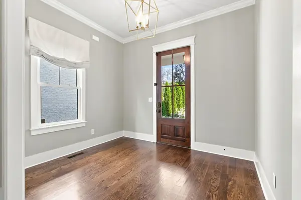 1119A Biltmore Dr, Nashville, TN 37204