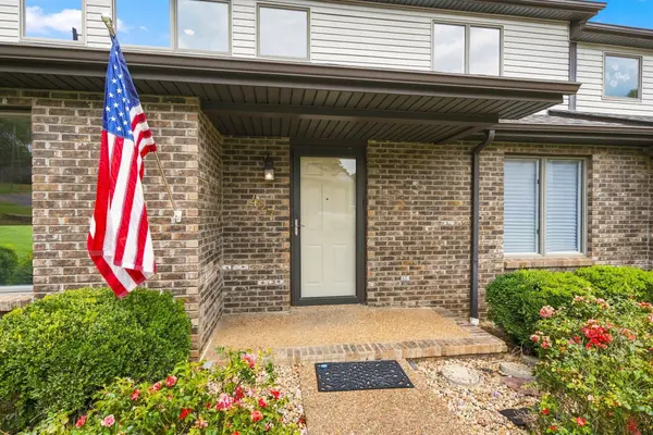 427 Country Club Ct, Clarksville, TN 37043